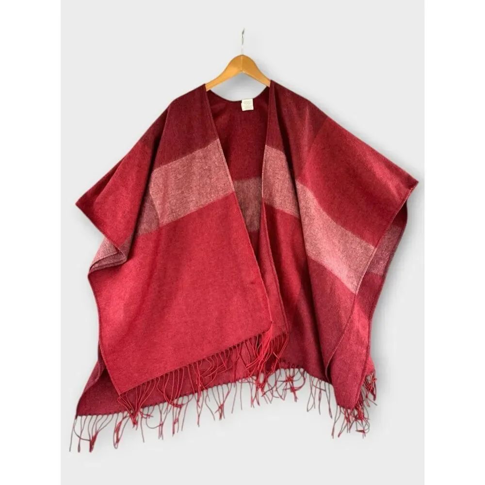 🎉5 for $45🎉 Woolrich poncho cover up one size S,M,L ,XL
